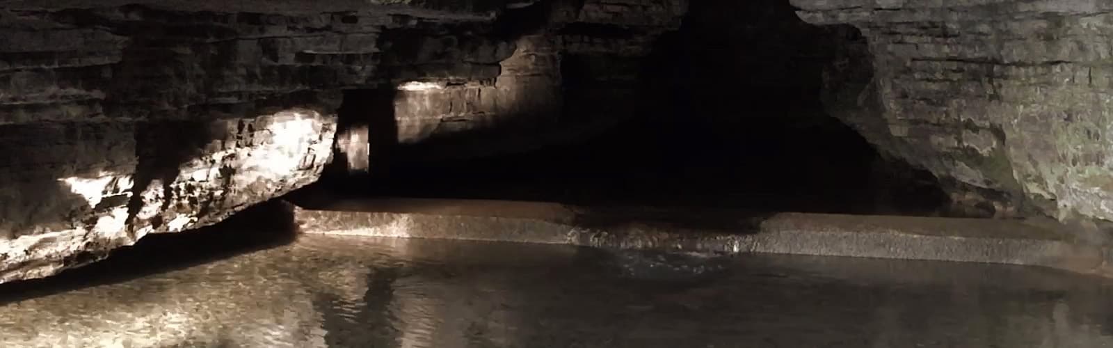 
Pramen Cave Spring Hollow