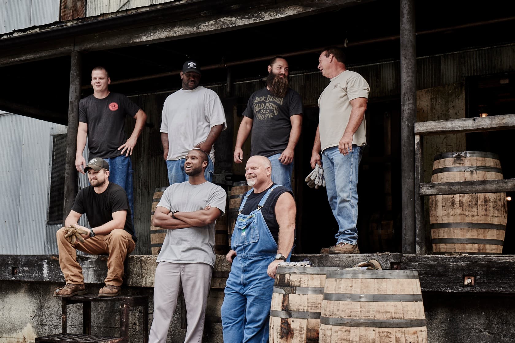 Teamwork to haul barrels
