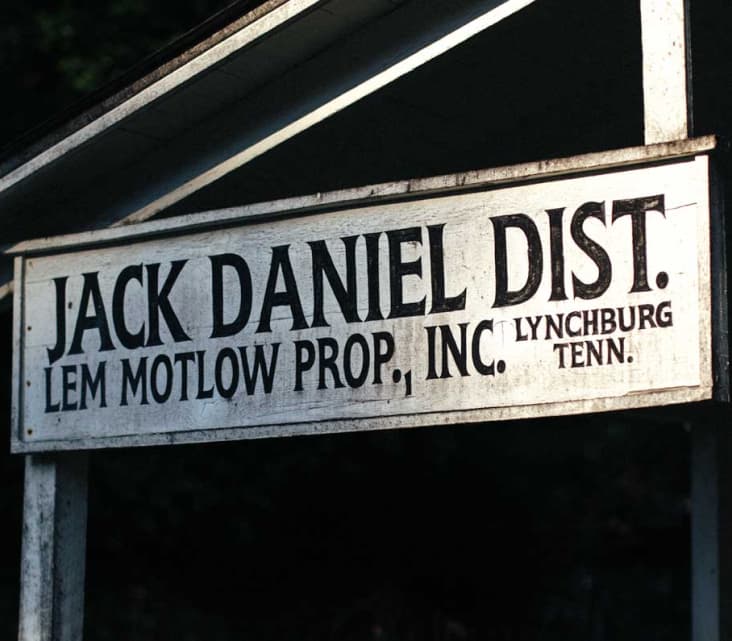 Jack Daniel Dist.