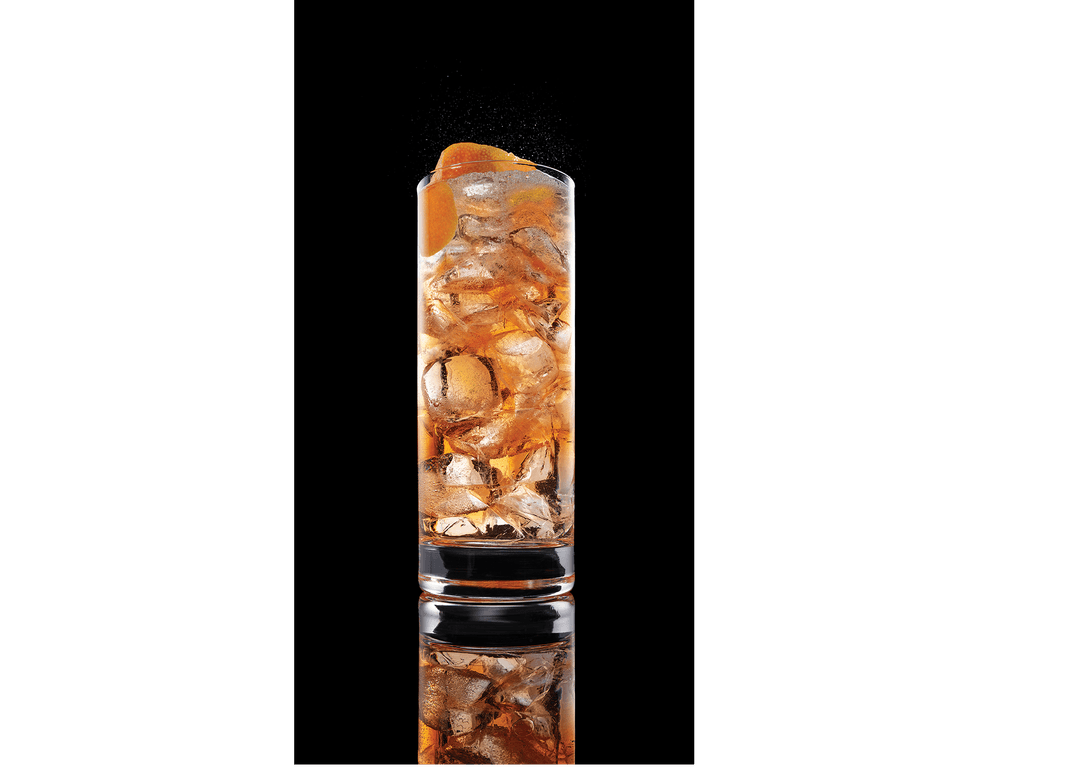 gentleman-jack-ginger-1 outline