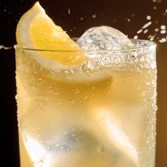 Jack Daniel's Tennessee Honey Lemonade cocktail